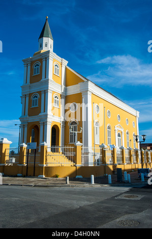 Église de Willemstad, capitale de Curaçao, Îles ABC, Netherlands Antilles, Caraïbes Banque D'Images