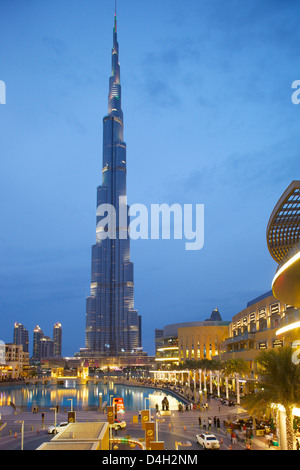 La Burj Khalifa, plus haut bâtiment du monde à Dubaï, Émirats arabes unis, Moyen Orient Banque D'Images