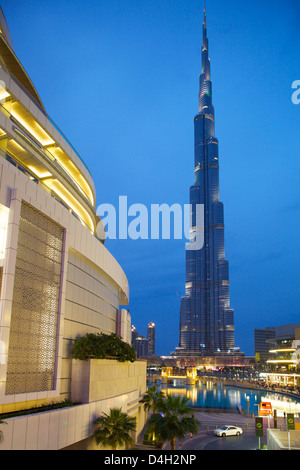 La Burj Khalifa, plus haut bâtiment du monde à Dubaï, Émirats arabes unis, Moyen Orient Banque D'Images