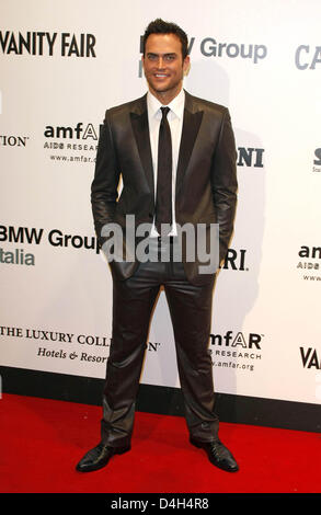 L'acteur américain Cheyenne Jackson arrive pour l'amfAR Gala et la vente aux enchères à la Villa Borghèse à Rome, Italie, 24 octobre 2008. Photo : Hubert Boesl Banque D'Images