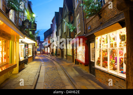 La pagaille à Noël, York, Yorkshire, Angleterre, Royaume-Uni Banque D'Images