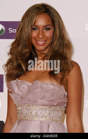 Singer Leony Lewis arrive pour la 15e MTV Europe Music Awards à l'Echo Arena de Liverpool, Royaume-Uni, 06 novembre 2008. Photo : Hubert Boesl Banque D'Images