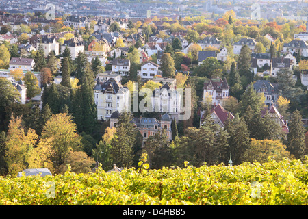 Avis de Wiesbaden à partir de Neroberg hill, Hesse, Allemagne Banque D'Images