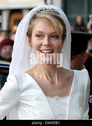 L'archiduchesse Marie Christine d'Autriche capturés au cours de son mariage civil avec le Comte Rodolphe de Limburg Stirum à l'Hôtel de ville de Malines, Belgique, 06 décembre 2008. Photo : Patrick van Katwijk Banque D'Images