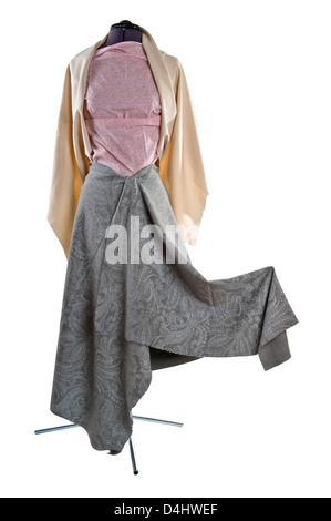 La fabrication des vêtements à partir de tissus sur un mannequin Banque D'Images