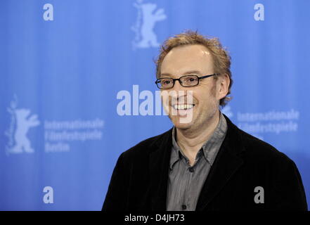 Acteur autrichien Josef Hader photographié à la photocall pour son film ?l'os ? À la 59e Festival International du Film de Berlin à Berlin, Allemagne, 09 février 2009. Le film s'exécute dans le Panorama ?spécial ? L'article, un total de 18 films en compétition pour l'argent et de l'Ours d'or de la 59e Berlinale. Photo : Rainer Jensen Banque D'Images