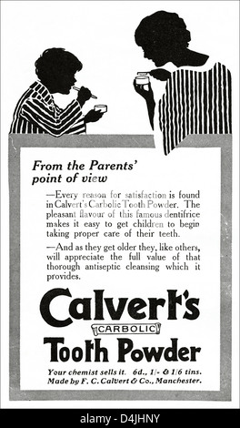 Période des années 1920 vintage publicité imprimer à partir de la publicité du magazine anglais CALVERT CARBOLIQUE Poudre de dent de Manchester en Angleterre UK Banque D'Images