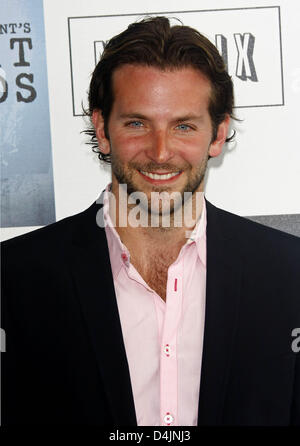 L'acteur Bradley Cooper arrive à l'esprit indépendant Film 2009 Prix lors d'une tente sur la plage de Santa Monica à Los Angeles, USA, 21 février 2009. Photo : Hubert Boesl Banque D'Images