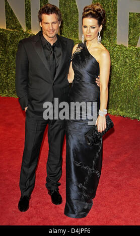 Réalisateur Len Wiseman et l'actrice Kate Beckinsale arrivent à la Vanity Fair Oscar Party Tours au coucher du soleil à West Hollywood, Los Angeles, USA, dimanche, 22 février 2009. Photo : Hubert Boesl Banque D'Images