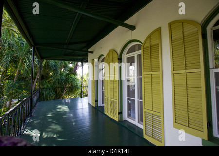 Deuxième étage balcon de la maison d'Ernest Hemingway à Key West, Floride Banque D'Images