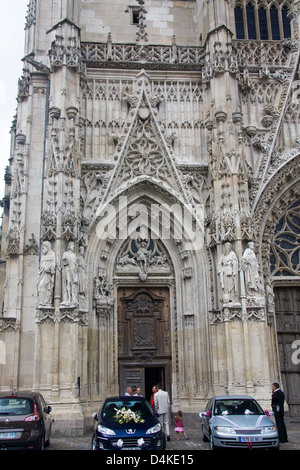 Splendeur gothique : la collégiale St Wolfran, Abbeville, Picardie, France Banque D'Images