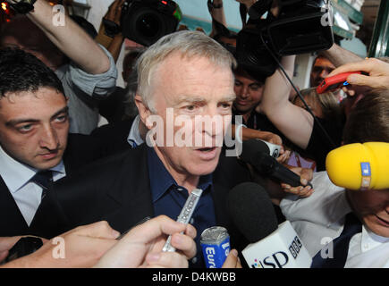 Le président de la FIA Max Mosley en photo après une réunion avec la FIA d'autres directeurs d'équipe à Monte Carlo, Monaco, 22 mai 2009. Le Grand Prix de Formule 1 de Monaco aura lieu le 24 mai. Photo : PETER STEFFEN Banque D'Images