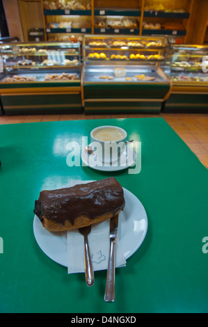 Café et chocolat pâtisserie dans un café du quartier de Santa Catalina Las Palmas Gran Canaria island les Îles Canaries Espagne Banque D'Images