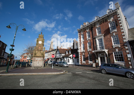 Ville de Ruthin, au Pays de Galles. La Place Saint Pierre en Ruthin centre-ville. Banque D'Images