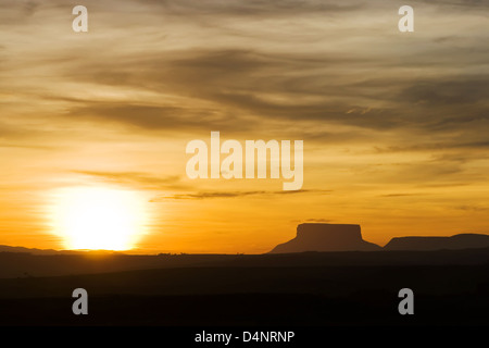 Coucher du soleil à Gran Sabana (grande savane), Venezuela Banque D'Images