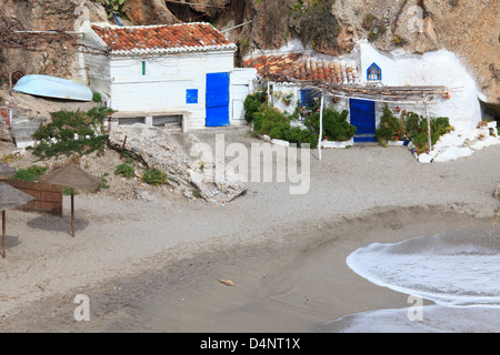 Une maison de pêcheur à Calahonda Beach de Nerja sur la Costa del Sol dans la province de Malaga, Espagne Banque D'Images