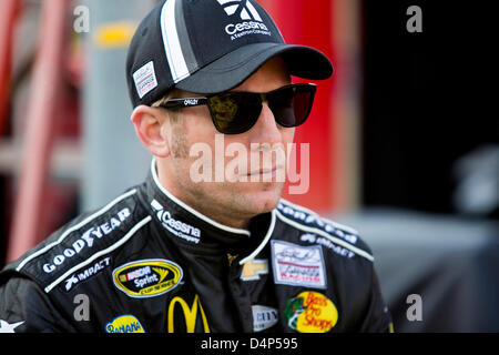 16 mars 2013 - Bristol, TN, États-Unis - Bristol, TN - MAR 16, 2013:Jamie McMurray (1) se prépare à prendre la piste pour une pratique alimentaire 500 Ville de Bristol, TN. Banque D'Images