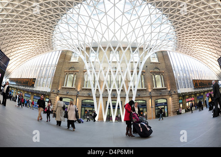 Londres, Royaume-Uni, Hall de la gare de Kings Cross Banque D'Images