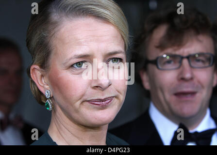 Le Prince Friso (R) et de la princesse Mabel d'Orange-Nassau assister à la Amsterdam Dîner organisé par la Fondation de lutte contre le sida dans le Heineken Music Hall à Amsterdam, Pays-Bas, 20 juin 2009. Le dîner de charité est de recueillir des fonds pour l ?Aids Foundation ? Et ?STOP AIDS NOW !  ?Et d'attirer l'attention sur les problèmes du VIH/sida dans le secteur des entreprises. Photo : Albert Philip van der Werf (Pays-Bas OUT Banque D'Images