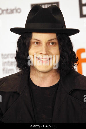 Musicien Jack White assiste à la conférence de presse sur le film "White Stripes : sous le Great White Northern Lights ? Au cours de la 34e Festival International du Film de Toronto à Toronto, Canada, le 18 septembre 2009. Photo : Hubert Boesl Banque D'Images