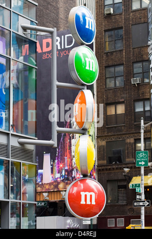 Magasin M&M dans le monde entier New York USA Banque D'Images