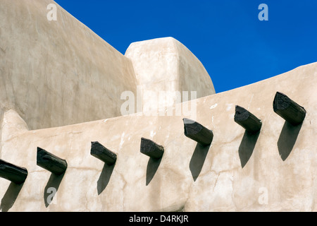 Santa Fe : de l'architecture néo-Pueblo Banque D'Images