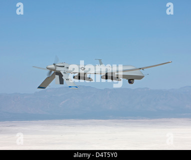 Un MQ-1 Predator, effectue une mission de formation sur la base aérienne de Holloman, au Nouveau-Mexique. Banque D'Images