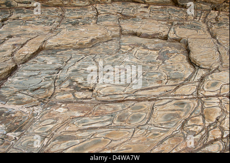 Anneaux de Liesegang dans les roches sédimentaires à Praia da Amoreira la réserve naturelle de la Costa Vicentina Algarve Portugal Europe Banque D'Images