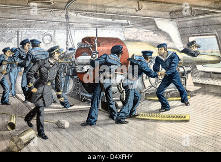 Guerre japonaise ou cuirassé attaquant Port Arthur Manchuria pendant la guerre russo-japonaise (mars 1904) Gravure ou illustration d'époque Banque D'Images