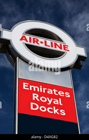 Unis 'Air-Line' sign, Royal Victoria Docks, London, UK Banque D'Images