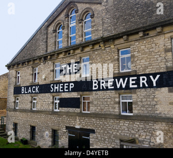 Le Black Sheep Brewery dans le village de Masham dans la région de North Yorkshire Angleterre Banque D'Images