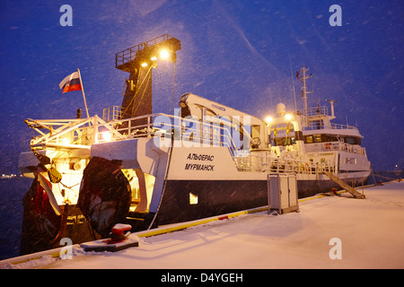 Bateau de pêche chalutier pélagique russe alferas hors de Mourmansk à troms Norvège europe port de Tromso Banque D'Images