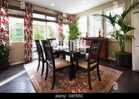 Petite salle à manger dans un style maison, Tustin, Californie, USA Banque D'Images