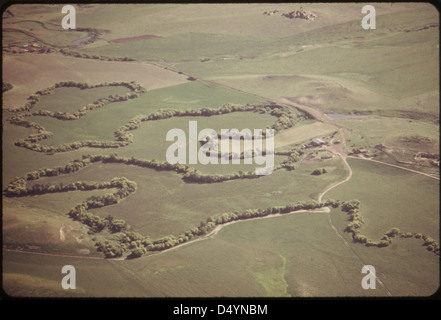 Sarpy Creek serpente à travers Sarpy Bassin. Appel à propositions à long terme de l'exploitation massive de cette zone..., 06/1973 Banque D'Images