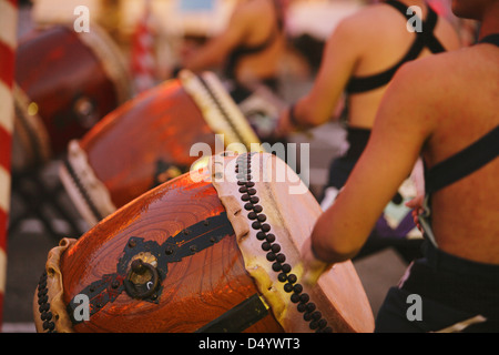 Tambours taiko japonais Banque D'Images