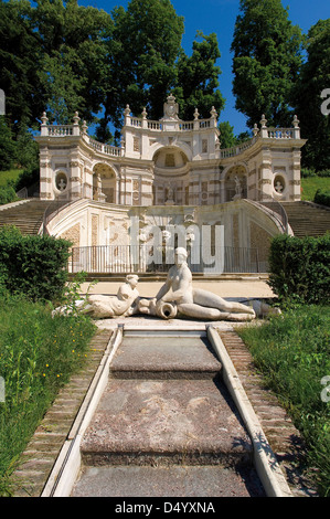 Europe Italie Piémont Turin Villa della Regina Savoy residences statue de cascade de Naiade et fontaine masque Banque D'Images