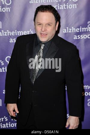 Los Angeles, Californie, USA. Le 20 mars 2013. Jason Alexander à l'arrivées de 21e édition de la nuit UN SARDI's Gala de l'Alzheimer's Association, le Beverly Hilton Hotel, Los Angeles, CA le 20 mars 2013. Photo par : Dee Cercone/Everett Collection/dpa/Alamy Live News Banque D'Images