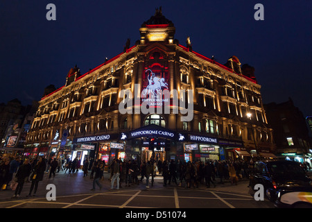 Hippodrome Casino la nuit, Londres, Angleterre, Royaume-Uni. Banque D'Images