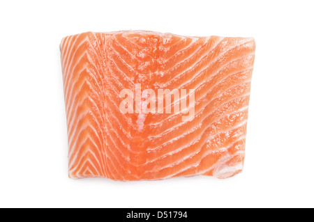 Filet de saumon cru isolated on white Banque D'Images