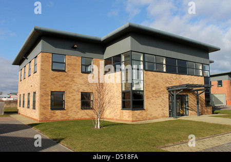 Nouvel immeuble de bureaux vides sur business park, Scarborough, Angleterre. Banque D'Images