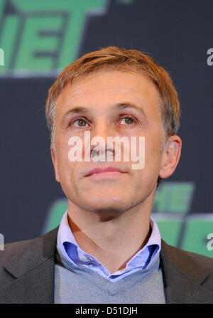 Acteur autrichien et Academy Award Winner Christoph Waltz pose pour une photo à un événement promotionnel pour le film 'Le Frelon Vert' à Berlin, Allemagne, 03 décembre 2010. Le film est une adaptation d'un comic de super-héros et premières dans les salles allemandes le 13 janvier 2011. Photo : Jens Kalaene Banque D'Images