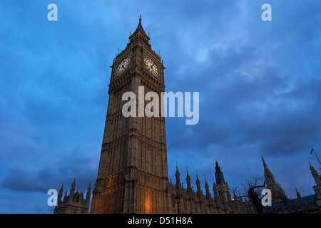 Big Ben et les Maisons du Parlement au coucher du soleil, le Palais de Westminster, Londres, Angleterre, RU, FR Banque D'Images