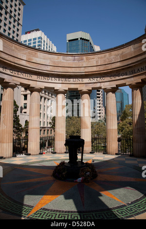 Le culte du souvenir est situé dans l'Australie Queensland Brisbane Anzac Square Banque D'Images