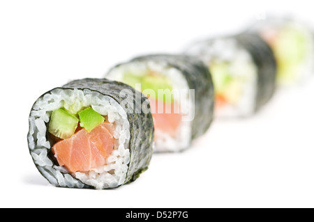 Dans la rangée de sushi isolated on white Banque D'Images