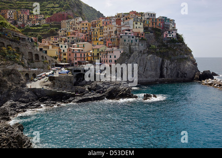 Manarola, dans la région de Cinque Terre, Italie Banque D'Images