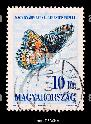 Timbre-poste de Hongrie Peuplier représentant un papillon amiral (Limenitis populi) Banque D'Images