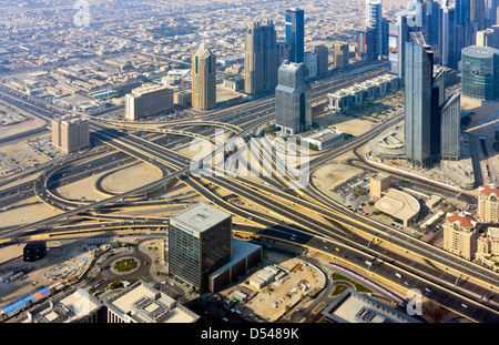 Vue depuis le Burj al Khalifa sur le Dubaï Mall Intersection, Dubai, Émirats Arabes Unis Banque D'Images