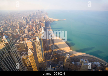 Chicago et le lac Michigan à partir de la 94e étage de la John Hancock Building, Chicago, Illinois Banque D'Images