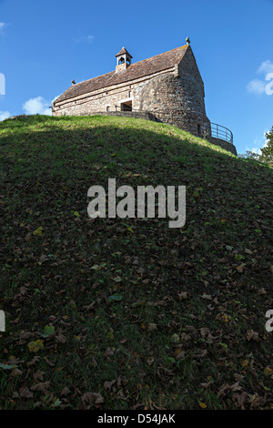 Chapelle de Jérusalem au-dessus de l'ancien tumulus funéraire de la Hougue Bie, Jersey, Channel Islands, Royaume-Uni Banque D'Images