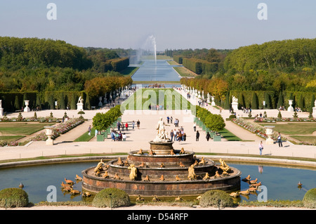 Dans les jardins du Palais de Versailles, Paris, France Banque D'Images